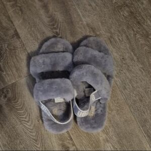UGG Fluffy Gray Slippers